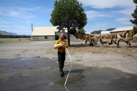 tagreuters.com2016binary_LYNXNPEC7B16Y-VIEWIMAGE