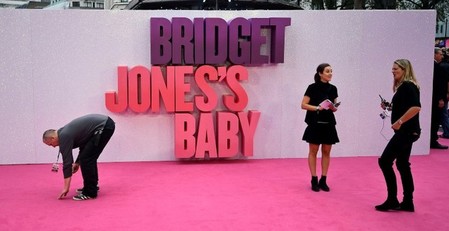 tagreuters.com2016binary_LYNXNPEC8415L-VIEWIMAGE